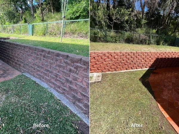 pressure-washing-clear-flow-gutter-cleaning-1_optimised (2)